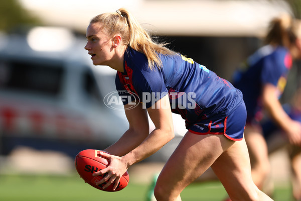 AFLW 2024 Round 02 - Melbourne v Brisbane - A-53730951