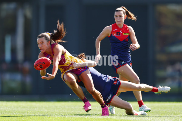 AFLW 2024 Round 02 - Melbourne v Brisbane - A-53730971
