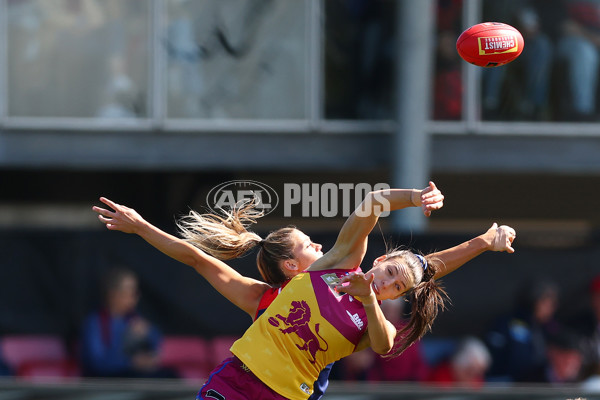 AFLW 2024 Round 02 - Melbourne v Brisbane - A-53732548