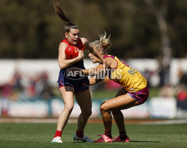 AFLW 2024 Round 02 - Melbourne v Brisbane - A-53732583