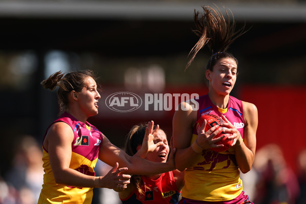 AFLW 2024 Round 02 - Melbourne v Brisbane - A-53734310