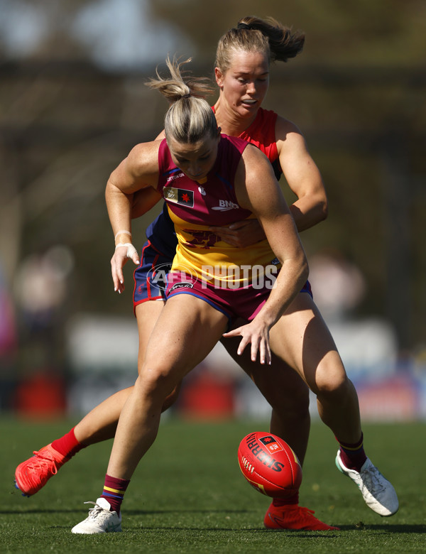 AFLW 2024 Round 02 - Melbourne v Brisbane - A-53735545