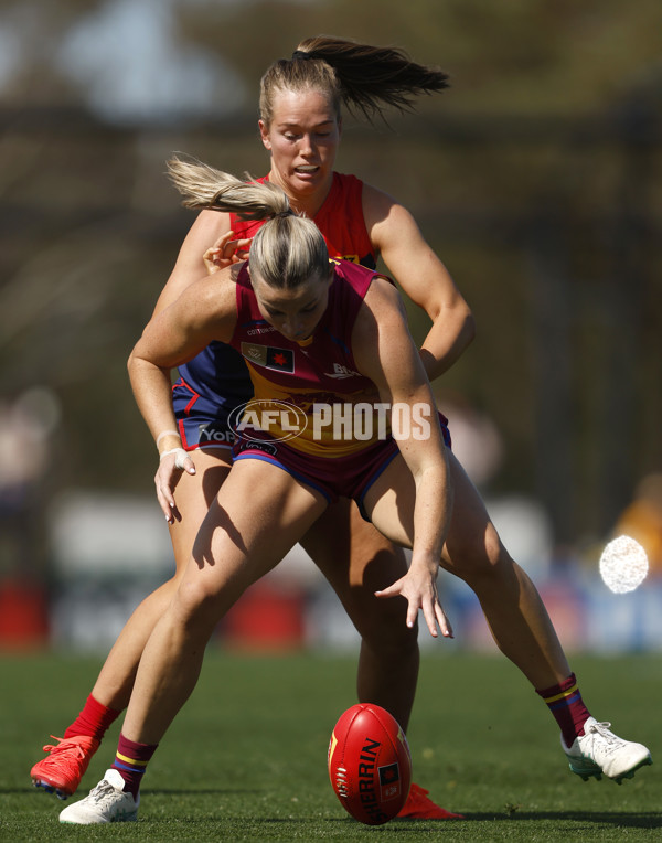 AFLW 2024 Round 02 - Melbourne v Brisbane - A-53735547