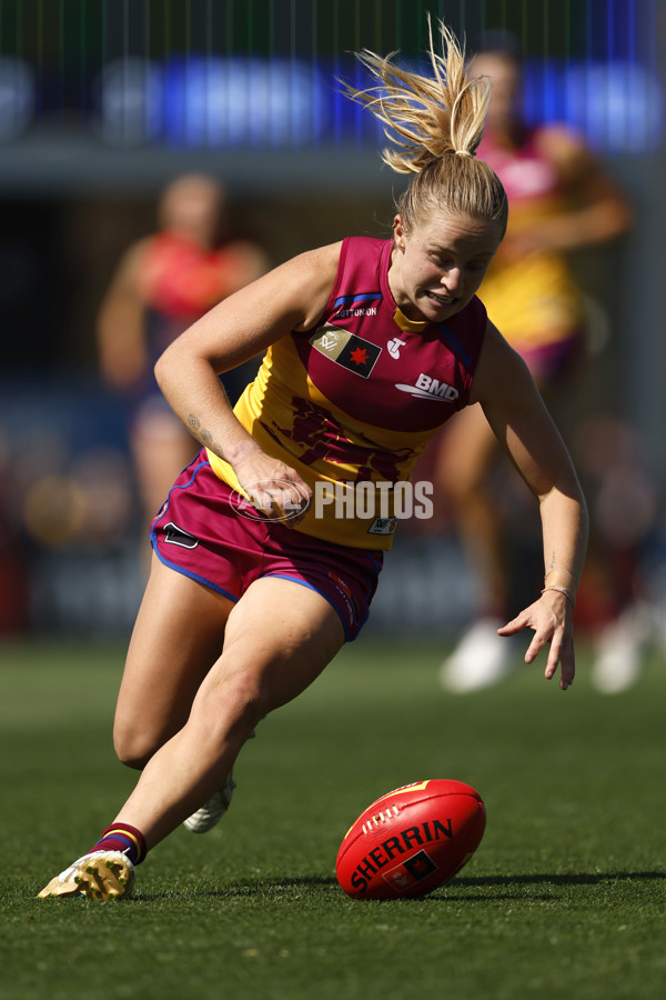 AFLW 2024 Round 02 - Melbourne v Brisbane - A-53737060