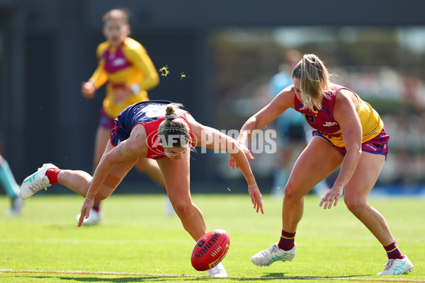 AFLW 2024 Round 02 - Melbourne v Brisbane - A-53737085