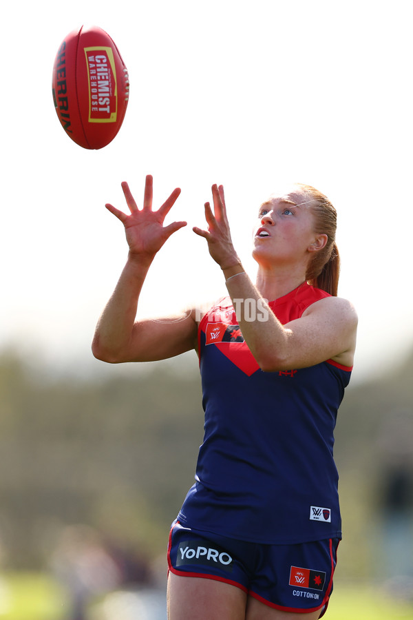 AFLW 2024 Round 02 - Melbourne v Brisbane - A-53737089