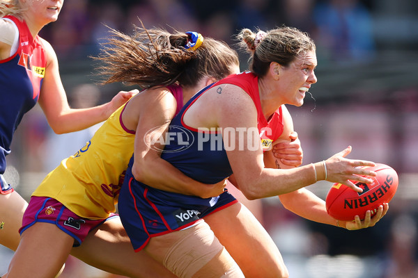 AFLW 2024 Round 02 - Melbourne v Brisbane - A-53737101