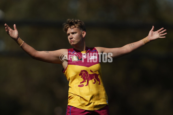 AFLW 2024 Round 02 - Melbourne v Brisbane - A-53737111