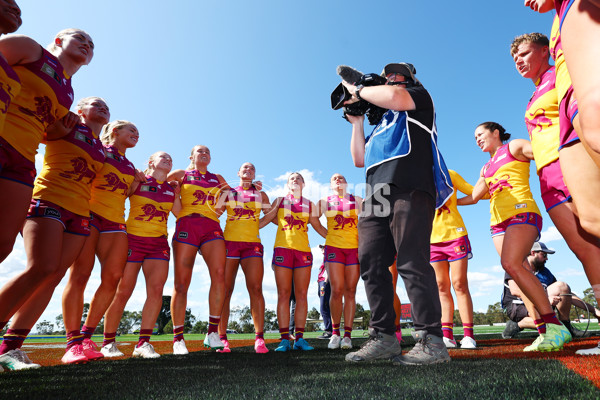 AFLW 2024 Round 02 - Melbourne v Brisbane - A-53737148