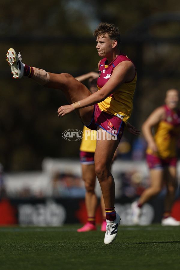 AFLW 2024 Round 02 - Melbourne v Brisbane - A-53738588