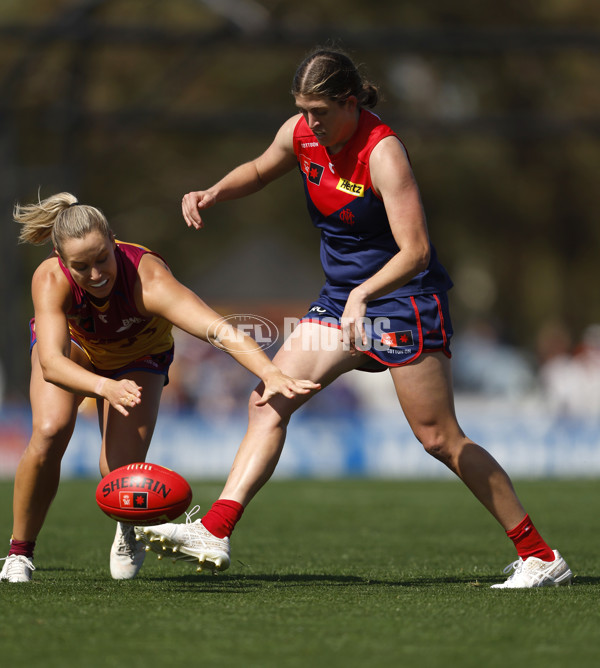 AFLW 2024 Round 02 - Melbourne v Brisbane - A-53740019