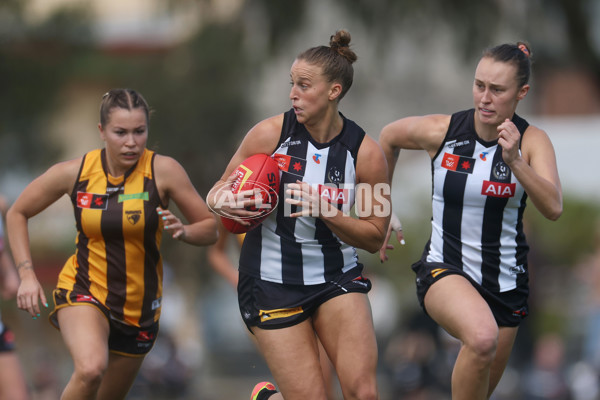 AFLW 2024 Round 02 - Collingwood v Hawthorn - A-53741239