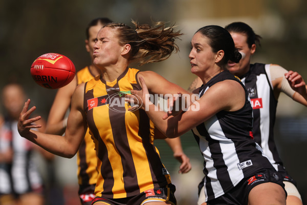 AFLW 2024 Round 02 - Collingwood v Hawthorn - A-53741240