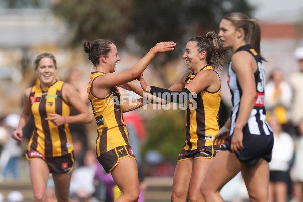 AFLW 2024 Round 02 - Collingwood v Hawthorn - A-53742690