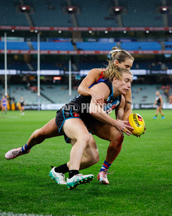 AFLW 2024 Round 02 - Western Bulldogs v Port Adelaide - A-53745296