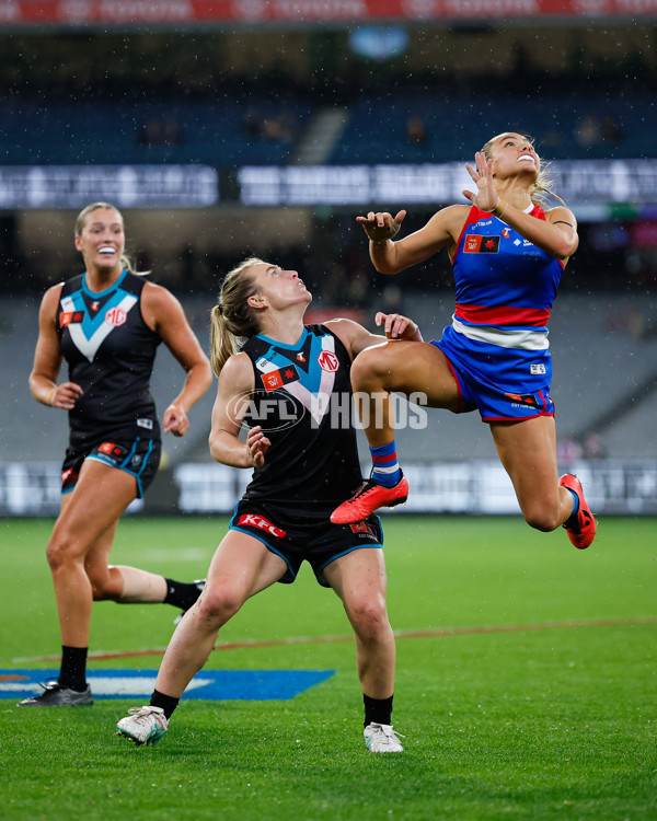 AFLW 2024 Round 02 - Western Bulldogs v Port Adelaide - A-53745298
