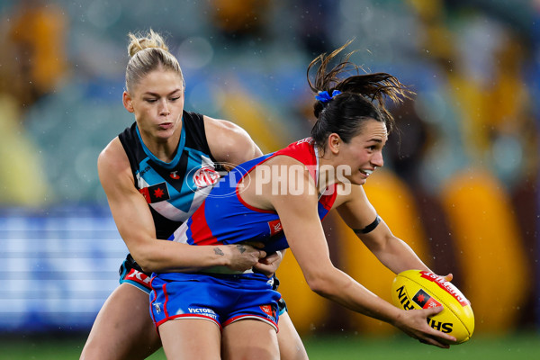 AFLW 2024 Round 02 - Western Bulldogs v Port Adelaide - A-53746544