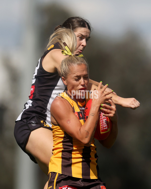 AFLW 2024 Round 02 - Collingwood v Hawthorn - A-53747781