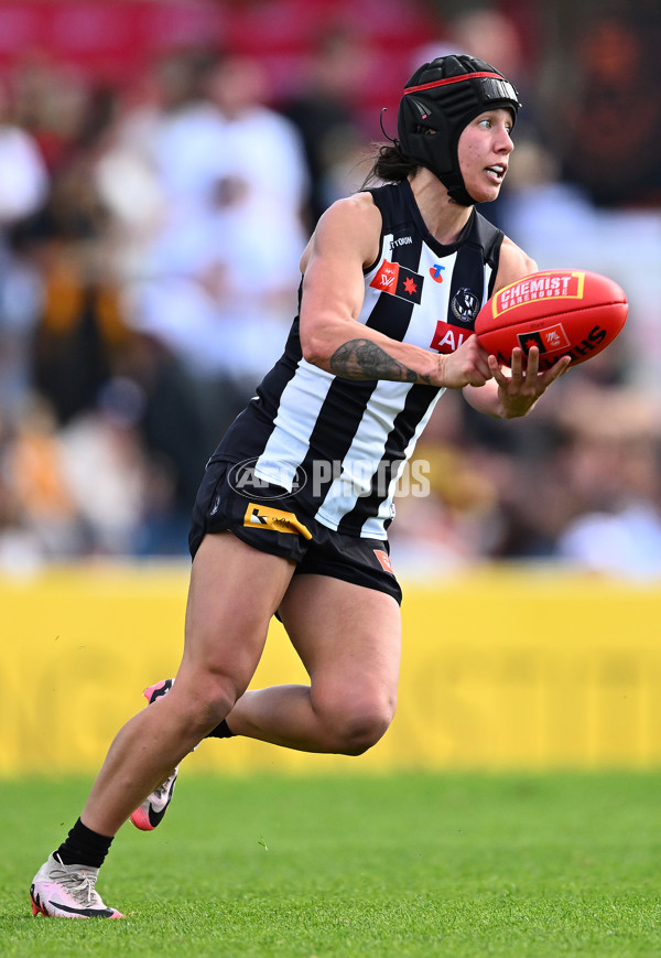 AFLW 2024 Round 02 - Collingwood v Hawthorn - A-53747850