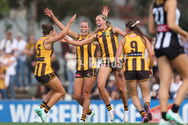 AFLW 2024 Round 02 - Collingwood v Hawthorn - A-53749447