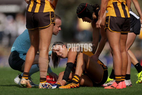 AFLW 2024 Round 02 - Collingwood v Hawthorn - A-53751704