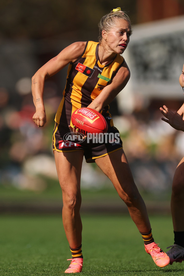 AFLW 2024 Round 02 - Collingwood v Hawthorn - A-53751712