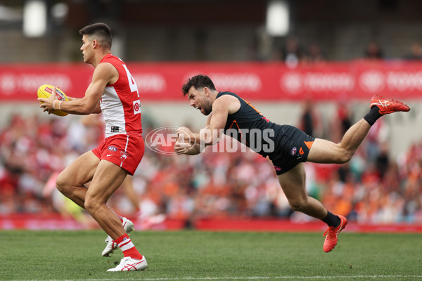 AFL 2024 First Qualifying Final - Sydney v GWS - A-53753579