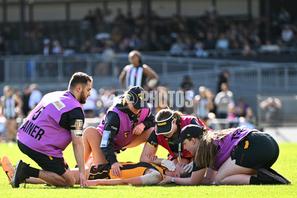 AFLW 2024 Round 02 - Collingwood v Hawthorn - A-53756282