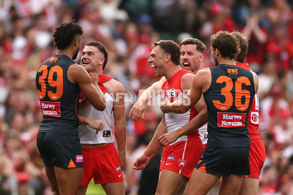 AFL 2024 First Qualifying Final - Sydney v GWS - A-53758730