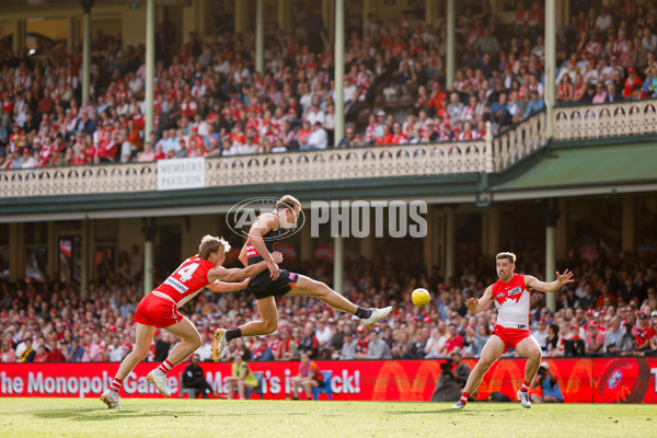 AFL 2024 First Qualifying Final - Sydney v GWS - A-53759826