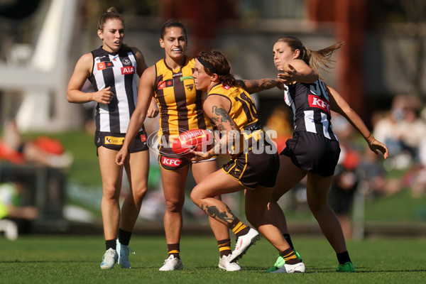 AFLW 2024 Round 02 - Collingwood v Hawthorn - A-53762456