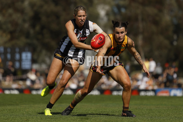 AFLW 2024 Round 02 - Collingwood v Hawthorn - A-53764149