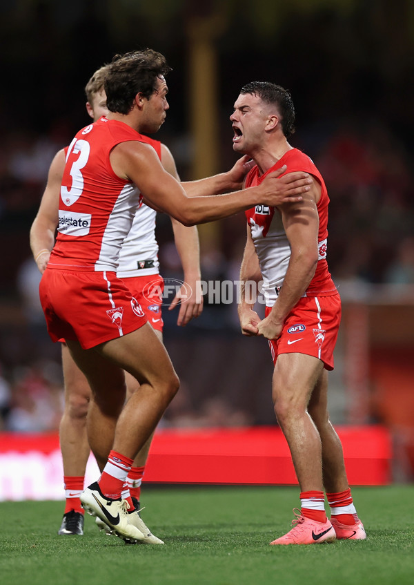 AFL 2024 First Qualifying Final - Sydney v GWS - A-53767963