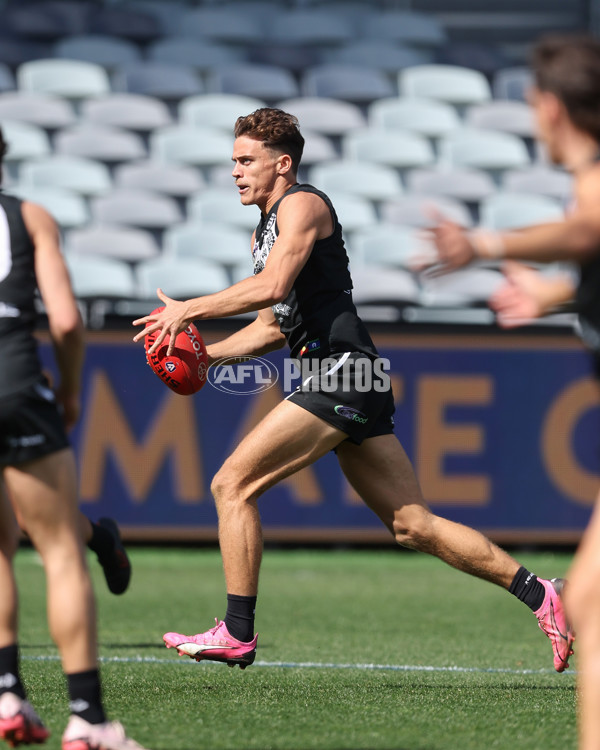 VFL 2024 First Semi Final - Geelong v Southport - A-53767993