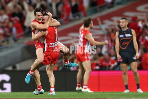 AFL 2024 First Qualifying Final - Sydney v GWS - A-53769766