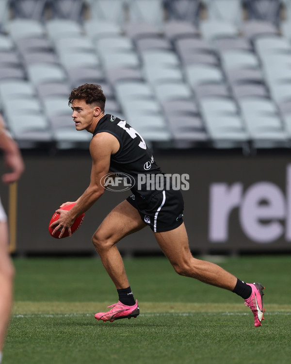 VFL 2024 First Semi Final - Geelong v Southport - A-53782658