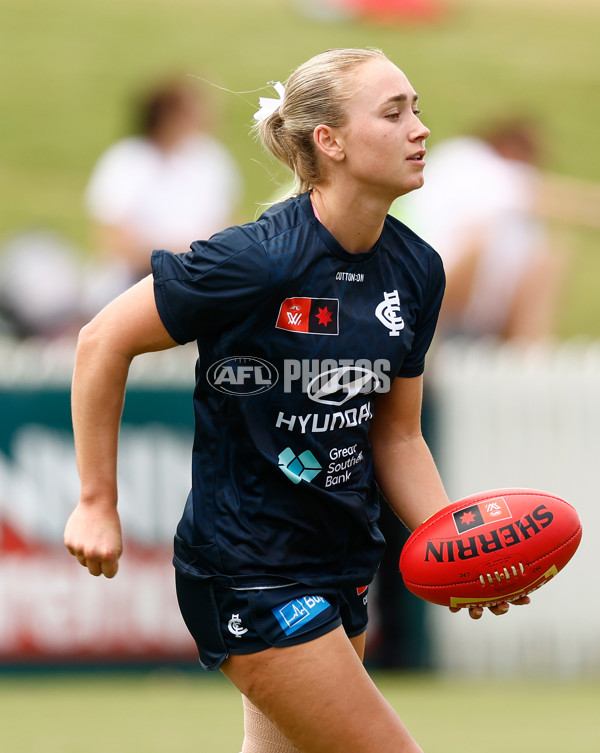 AFLW 2024 Round 02 - Gold Coast v Carlton - A-53789637