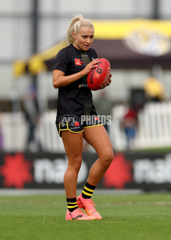 AFLW 2024 Round 02 - Richmond v GWS - A-53789644