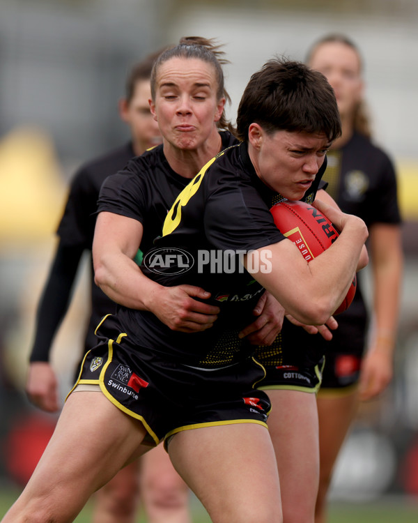 AFLW 2024 Round 02 - Richmond v GWS - A-53790308