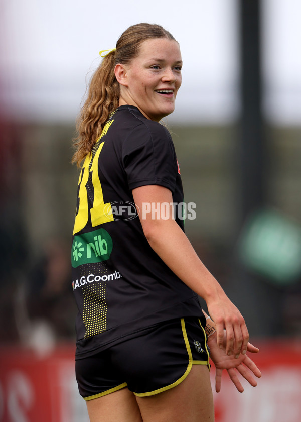 AFLW 2024 Round 02 - Richmond v GWS - A-53790323
