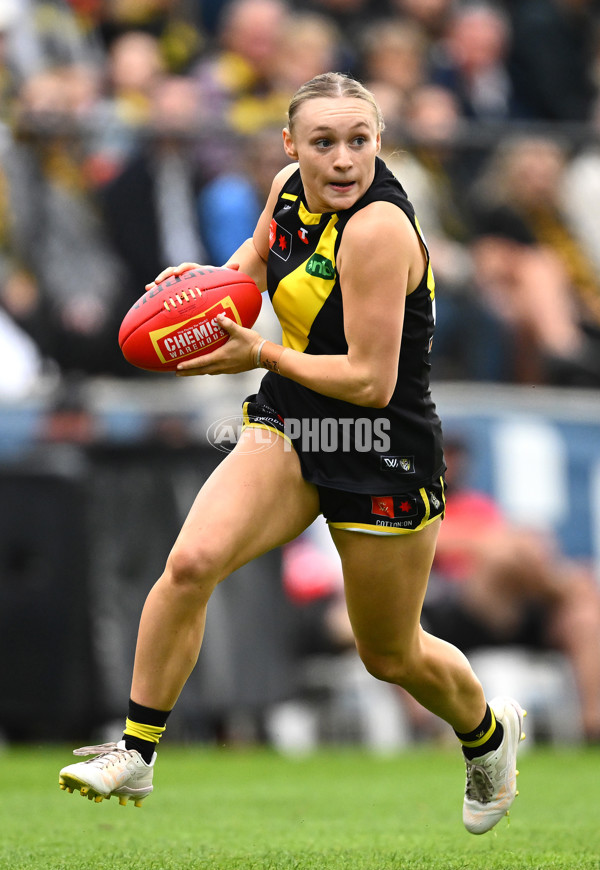AFLW 2024 Round 02 - Richmond v GWS - A-53792319