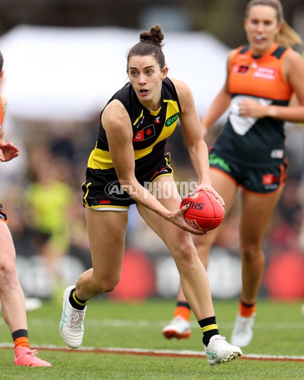 AFLW 2024 Round 02 - Richmond v GWS - A-53794934