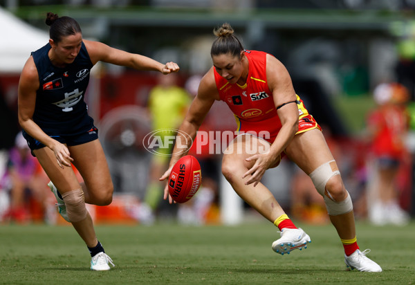 AFLW 2024 Round 02 - Gold Coast v Carlton - A-53795012