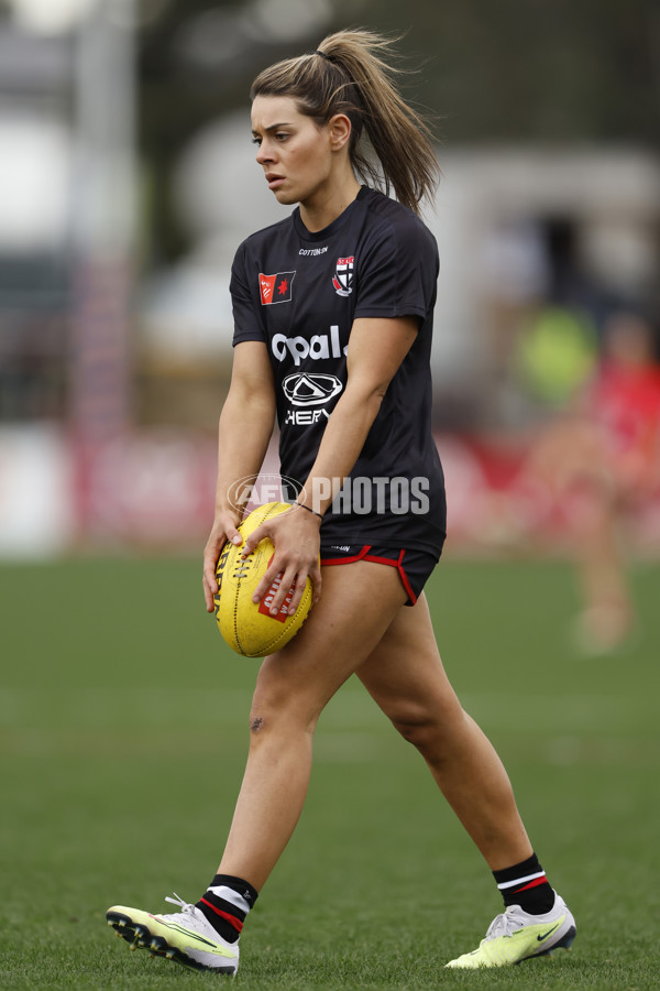 AFLW 2024 Round 02 - St Kilda v Sydney - A-53797614
