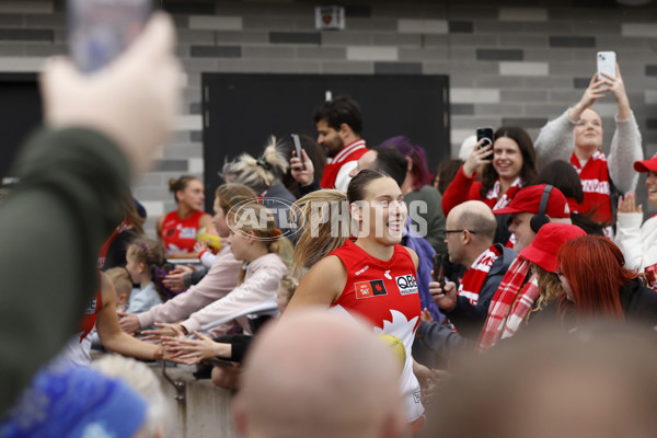 AFLW 2024 Round 02 - St Kilda v Sydney - A-53797640