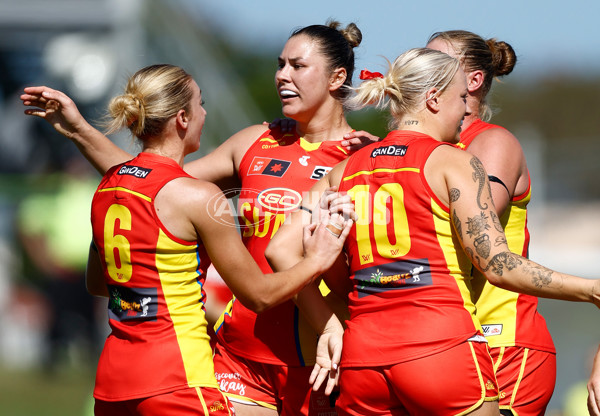 AFLW 2024 Round 02 - Gold Coast v Carlton - A-53798010