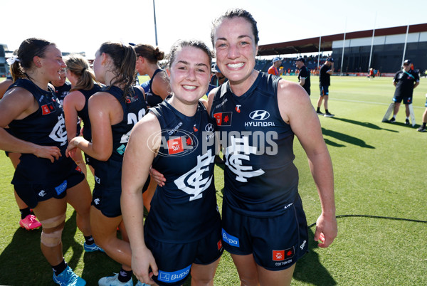 AFLW 2024 Round 02 - Gold Coast v Carlton - A-53798048