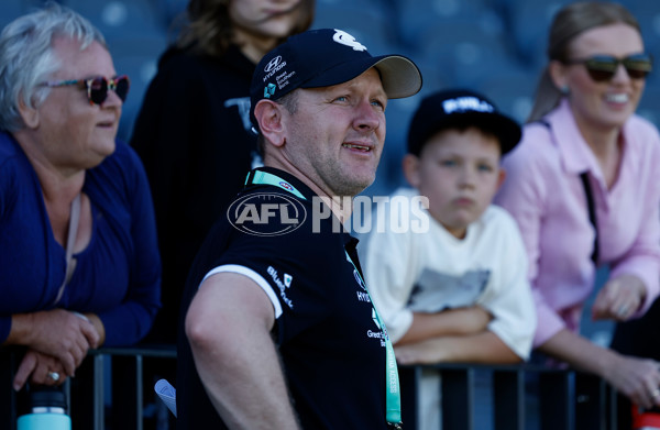 AFLW 2024 Round 02 - Gold Coast v Carlton - A-53800382