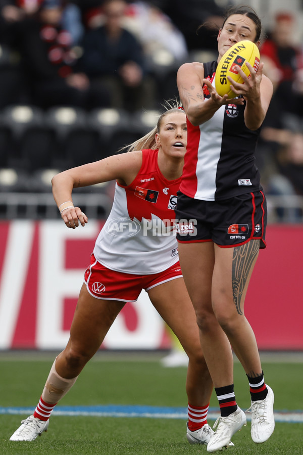 AFLW 2024 Round 02 - St Kilda v Sydney - A-53800466
