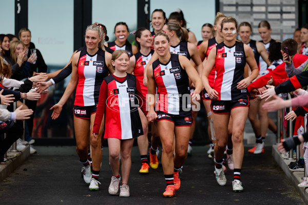 AFLW 2024 Round 02 - St Kilda v Sydney - A-53800723